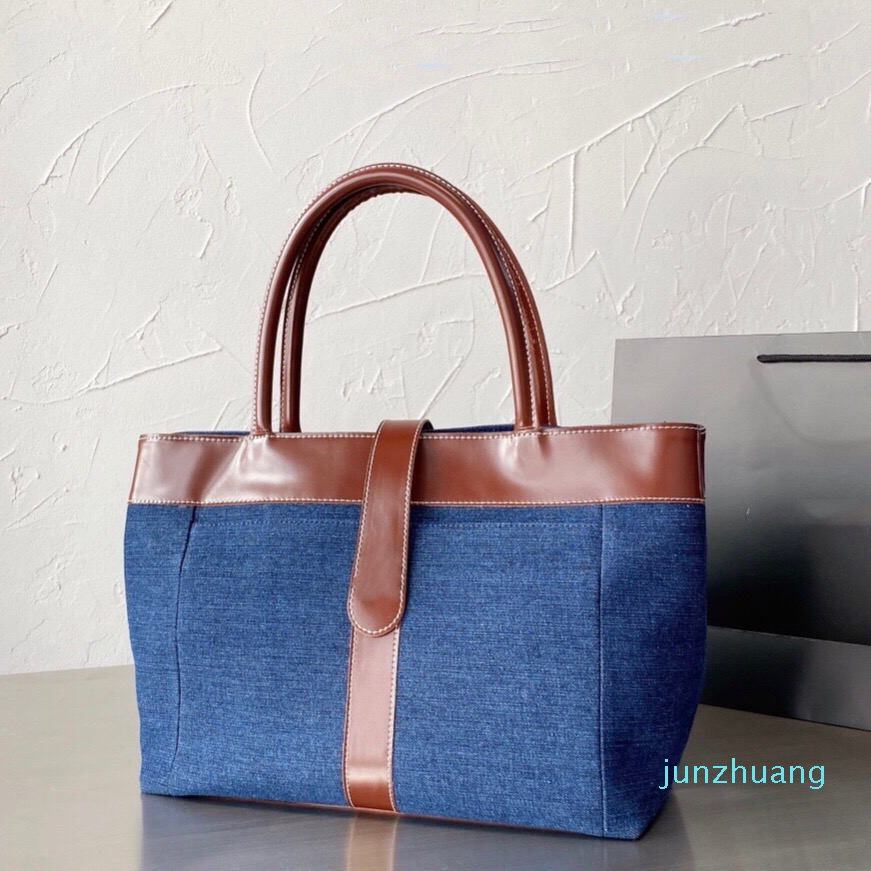 Designer- Women bags Classic Denim Vintage Bag Handle Buckle Shoulder Tote Large Capacity Color Contrast Handbags, Blue
Designer- Women bags Classic Denim Vintage Bag Handle Buckle Shoulder Tote Large Capacity Color Contrast Handbags, Blue