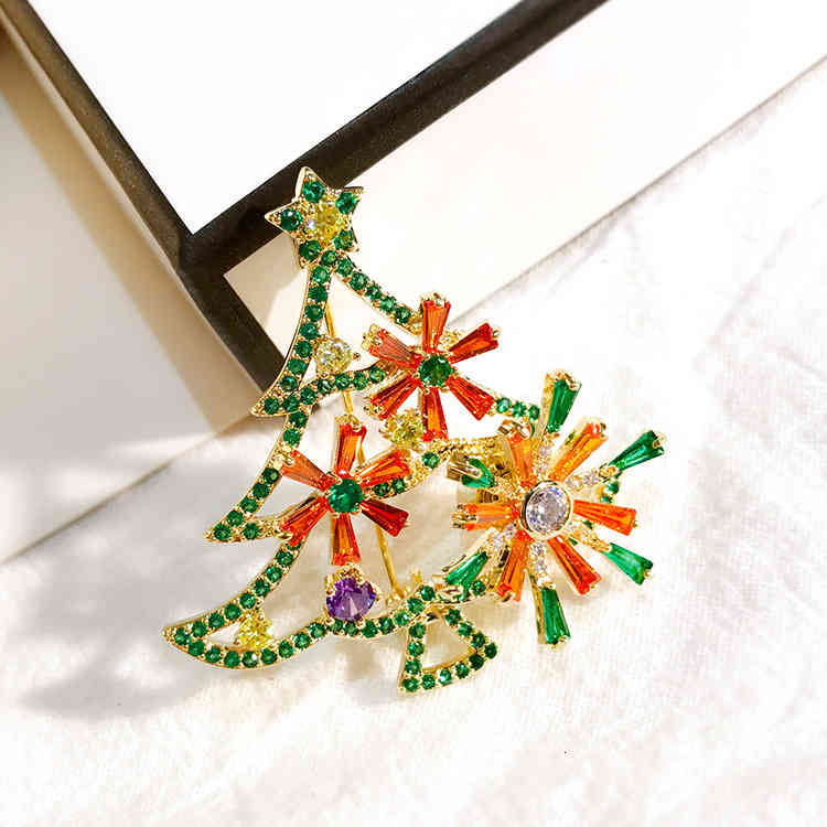 Japan and South Korea Christmas Tree Brooch Rotating for Men Women Versatile Clothes Accessories Pendant Coat Pin Buckle Collar