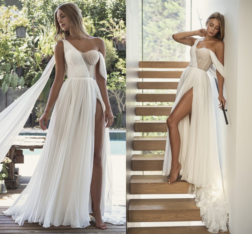 2022 Chiffon Beach Wedding Dress One Shoulder Beading Boho Bride Gowns Sexy High Side Slit Bridal Gowns Custom Made Vestido De Noiva Mariage