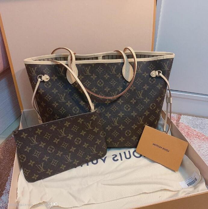 688 LV LOUIS MONTAIGNE BB Handbags Leather Women Shoulder Bags VUTTON Messenger Crossbody Bag VITTON Purse Fashion Designer Handbag
688 LV LOUIS MONTAIGNE BB Handbags Leather Women Shoulder Bags VUTTON Messenger Crossbody Bag VITTON Purse Fashion Designer Handbag
