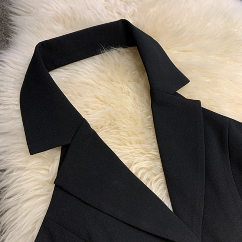 TWOTWINSTYLE Black Backless Dress For Women Halter Collar Sleeveless High Waist Sexy Mini Dresses Female Summer Fashion 210517