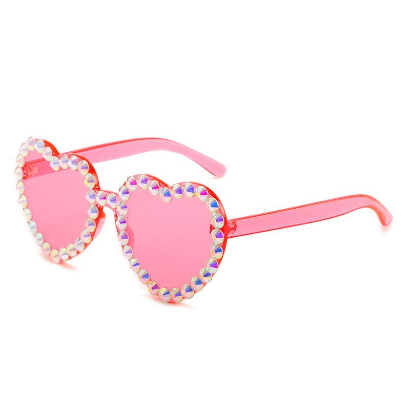 Outdoor Eyewear Love Heart Shape Sunglasses Women PC Frame Lens Colorful Diamond Sun Glasses Female Red Pink Shades Magic
Outdoor Eyewear Love Heart Shape Sunglasses Women PC Frame Lens Colorful Diamond Sun Glasses Female Red Pink Shades Magic
