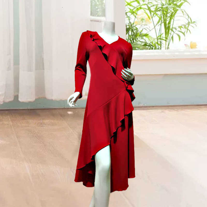 Casual winter women' Dresses Dress slim, deep V-neck, ruffle, solid color knitted bottomed skirt, Red
Casual winter women' Dresses Dress slim, deep V-neck, ruffle, solid color knitted bottomed skirt, Red