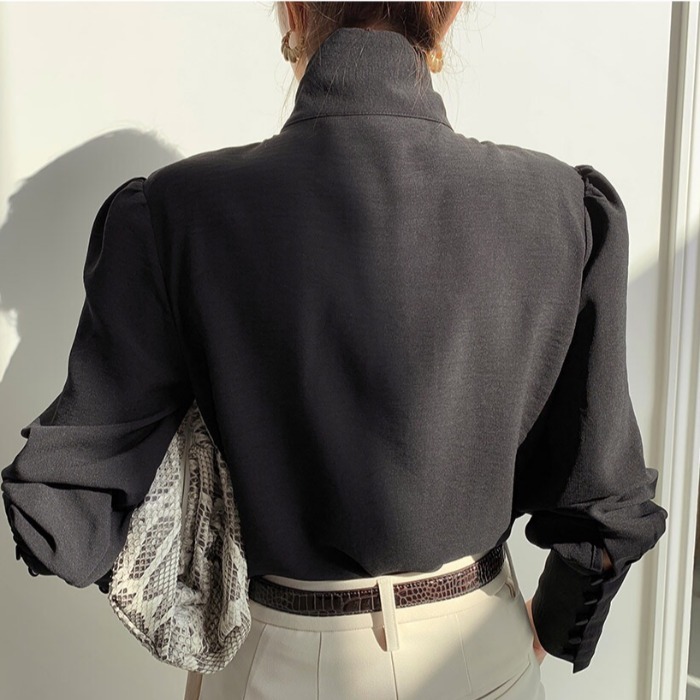 Office Ladies Shirts Work Fashion Solid Black Elegant Turtleneck Blouses Women Tops Spring Korean Pleated Blusas 210519