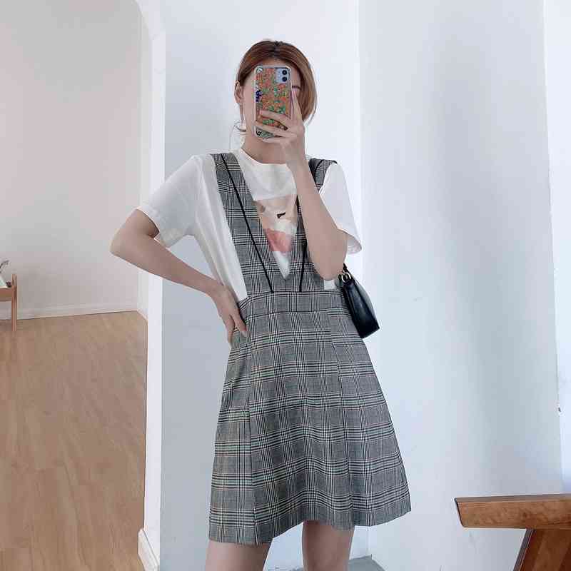 Summer Casual Preppy Style Plaid Dress Sleeveless V neck Overalls Women Street wear Above Knee Mini XZ2431 210525, Gray
Summer Casual Preppy Style Plaid Dress Sleeveless V neck Overalls Women Street wear Above Knee Mini XZ2431 210525, Gray