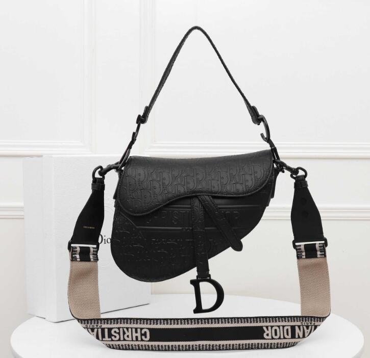 Dior saddle bag letter D Designer Bags Handbags pattern frosted cowhide shoulder original leather camouflage Be a classic with classics
Dior saddle bag letter D Designer Bags Handbags pattern frosted cowhide shoulder original leather camouflage Be a classic with classics