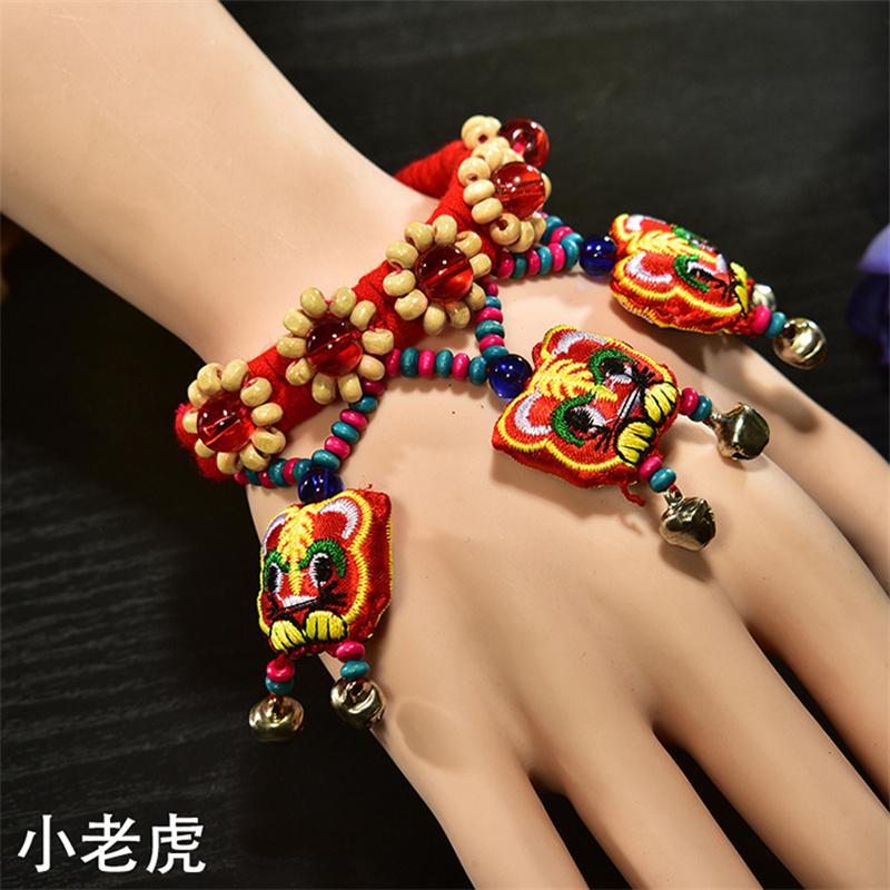 Bangle Bohemia Multicolor Flower Ethnic Women Fabric Handmade Tiger Fish Art Bracelet Charm Friendship Lucky Jewelry Gift
Bangle Bohemia Multicolor Flower Ethnic Women Fabric Handmade Tiger Fish Art Bracelet Charm Friendship Lucky Jewelry Gift