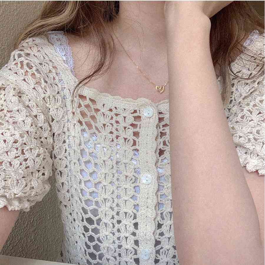 Comelsexy Vintage Hollow Out Lace Blouses Summer Korean Square Collar Shirt Women Puff Sleeve Loose Cardigan Tops 210515