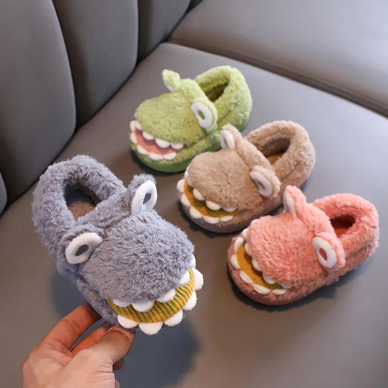 Slippers Winter Plush Non-Slip Light Warm Shoes Lovely Cotton Cartoon Slip-On Child Indoor Home Classic Furry, Red
Slippers Winter Plush Non-Slip Light Warm Shoes Lovely Cotton Cartoon Slip-On Child Indoor Home Classic Furry, Red