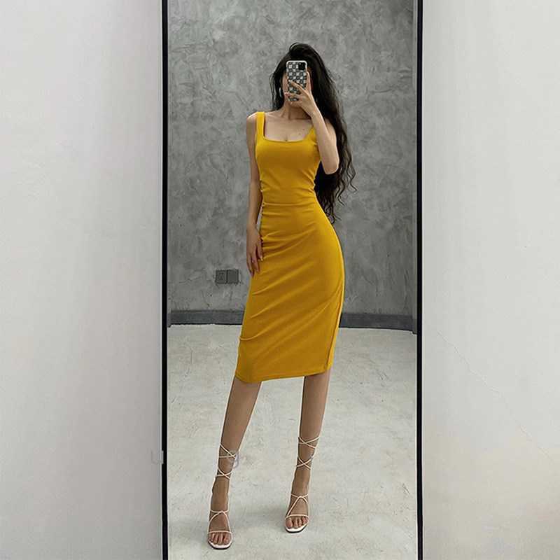 ins square neck sleeveless sexy sling dress female design sense of slim and thin bag hip irregular fashion temperament 210604, Black
ins square neck sleeveless sexy sling dress female design sense of slim and thin bag hip irregular fashion temperament 210604, Black