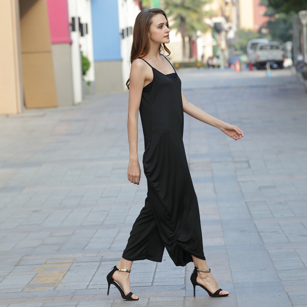 2021women casual sleeveless deep v neck jumpsuit plus size summer spaghetti strap rompers, Black;white
2021women casual sleeveless deep v neck jumpsuit plus size summer spaghetti strap rompers, Black;white