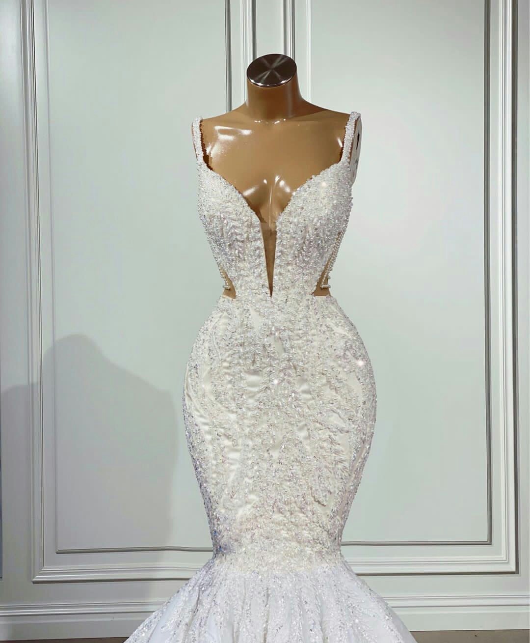 Luxury Beading Mermaid Wedding Dress Deep V Neck Sleeveless Lace Appliques Bridal Gowns robes de mariée Beach Bride Dresses