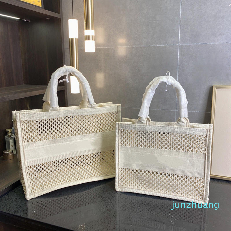 Designer- Women shopping bag fabric elegance handsome atmospheric combination of practical in the fashion bags
Designer- Women shopping bag fabric elegance handsome atmospheric combination of practical in the fashion bags