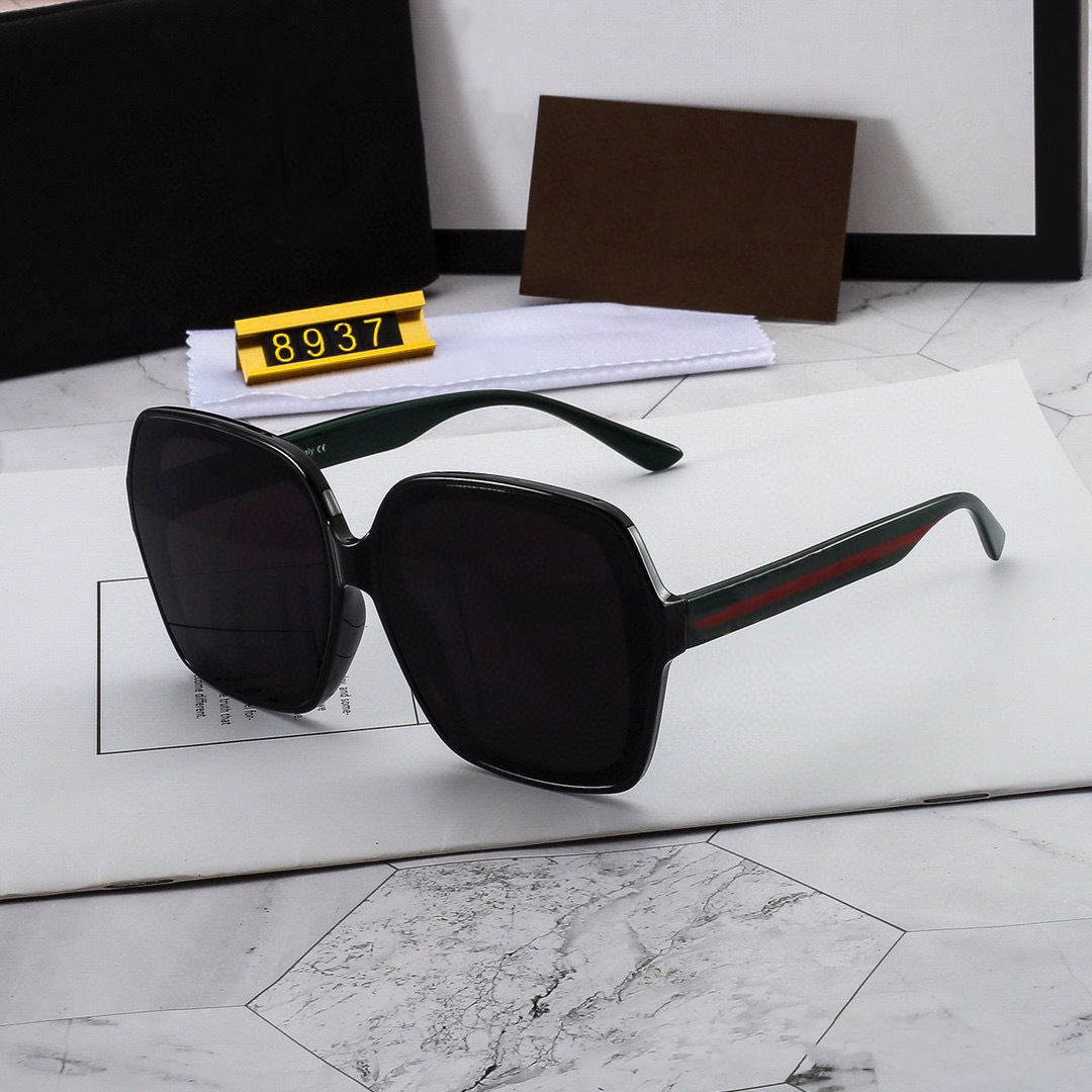 2021 Luxury Polarized Square Sunglasses Men Women Pilot Sunglasse UV400 Eyewear Glasses Metal Frame Polaroid Lens 8937, White;black
2021 Luxury Polarized Square Sunglasses Men Women Pilot Sunglasse UV400 Eyewear Glasses Metal Frame Polaroid Lens 8937, White;black