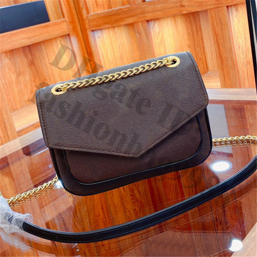 Women Luxurious Chian Shoulder Bags Ladies Genuine Leather Square Flap Handbags Cross body Famous Designers Crossbody Hand bag Brand Girls All over Letter 21*18 cm, Make up the difference
Women Luxurious Chian Shoulder Bags Ladies Genuine Leather Square Flap Handbags Cross body Famous Designers Crossbody Hand bag Brand Girls All over Letter 21*18 cm, Make up the difference
