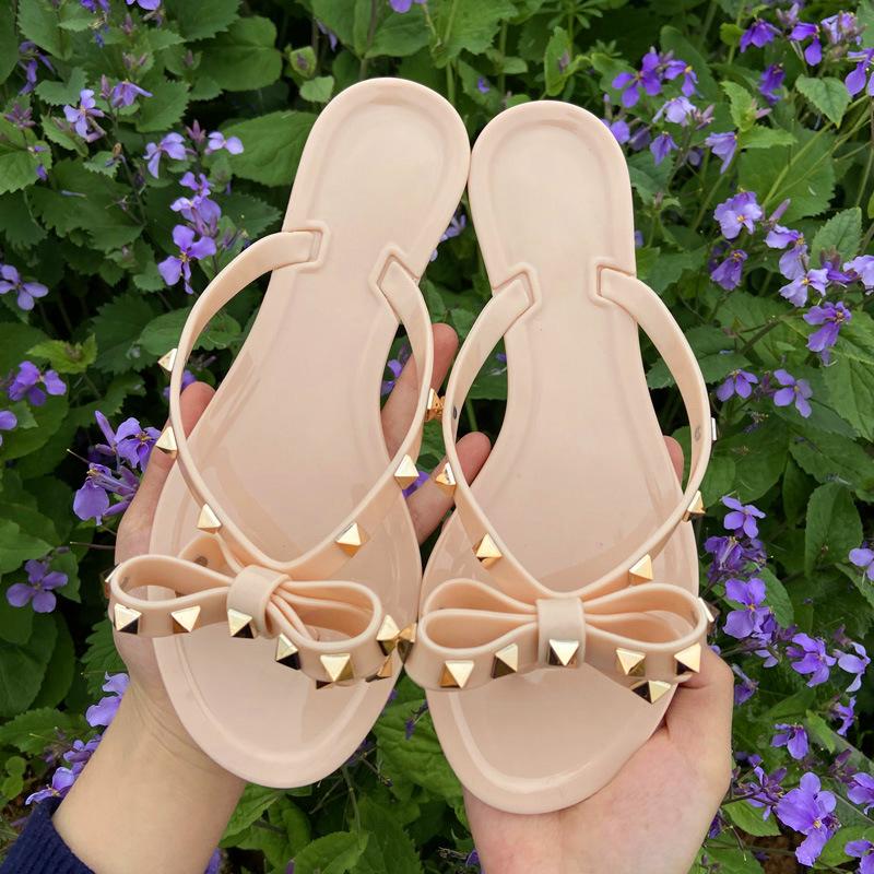 Rivets Bowknot Sandals Summer Woman Beach Flip Flops Jelly Shoes PVC Slides Girls Slip On Flat With Women Studs Slippers, Black
Rivets Bowknot Sandals Summer Woman Beach Flip Flops Jelly Shoes PVC Slides Girls Slip On Flat With Women Studs Slippers, Black