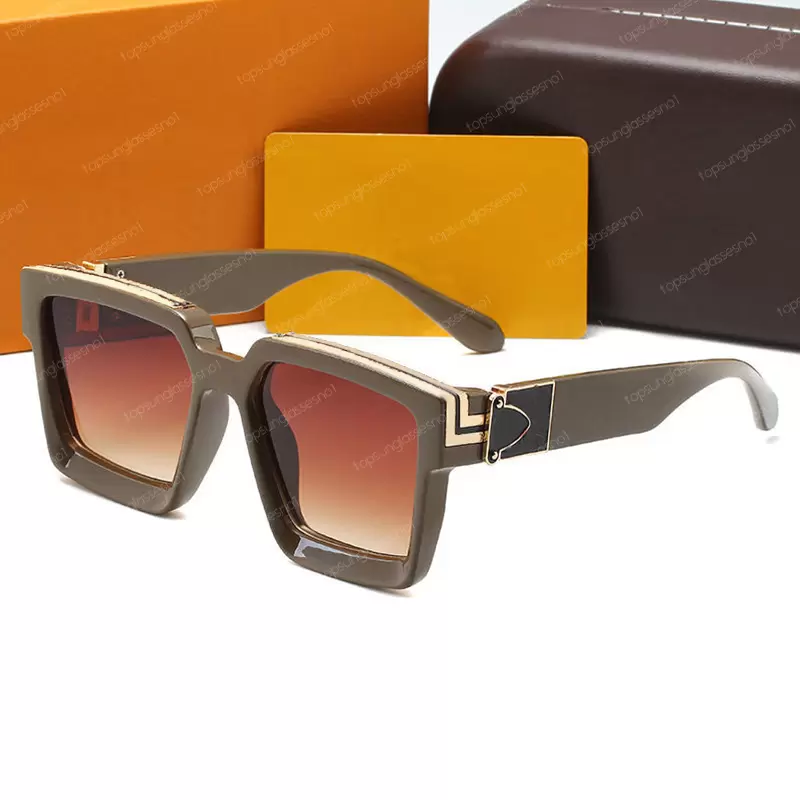 Designer Brand High-end Sunglasses Outdoor Sports Sunshade Full Frame Fashion Classic Anti ultraviolet Universal glasses Men and Women 17 colors With box
Designer Brand High-end Sunglasses Outdoor Sports Sunshade Full Frame Fashion Classic Anti ultraviolet Universal glasses Men and Women 17 colors With box
