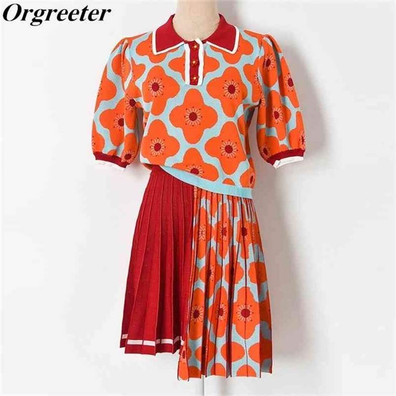 Arrival Flower jacquard Knitted Tops 2 piece set Women Lapel Color contrast Sweater and Irregular Pleated Mini Skirt Suits 210602, Only knitted tios
Arrival Flower jacquard Knitted Tops 2 piece set Women Lapel Color contrast Sweater and Irregular Pleated Mini Skirt Suits 210602, Only knitted tios