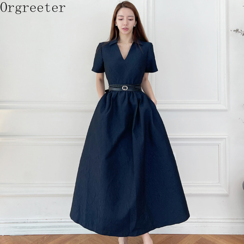 Fashion Summer Casual Simple Classic Navy Blue V-neck Short Sleeve Long Dress Female Big Swing with Belt Vintage Vestido 210525
Fashion Summer Casual Simple Classic Navy Blue V-neck Short Sleeve Long Dress Female Big Swing with Belt Vintage Vestido 210525