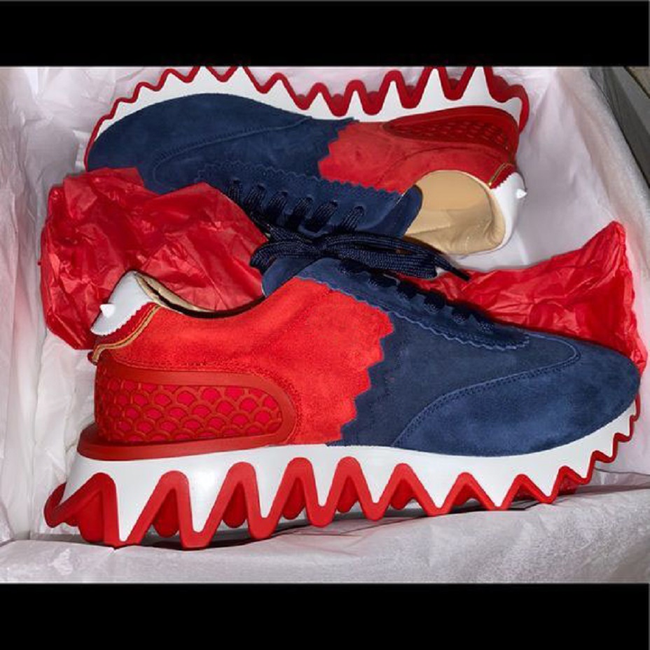 Men/Women Sports Casual Shoes spiked Red Bottom suede and studded Loubishark Sneakers Flats Leather Spikes Strass Style Walking Perfect Gift serrated Walking
Men/Women Sports Casual Shoes spiked Red Bottom suede and studded Loubishark Sneakers Flats Leather Spikes Strass Style Walking Perfect Gift serrated Walking