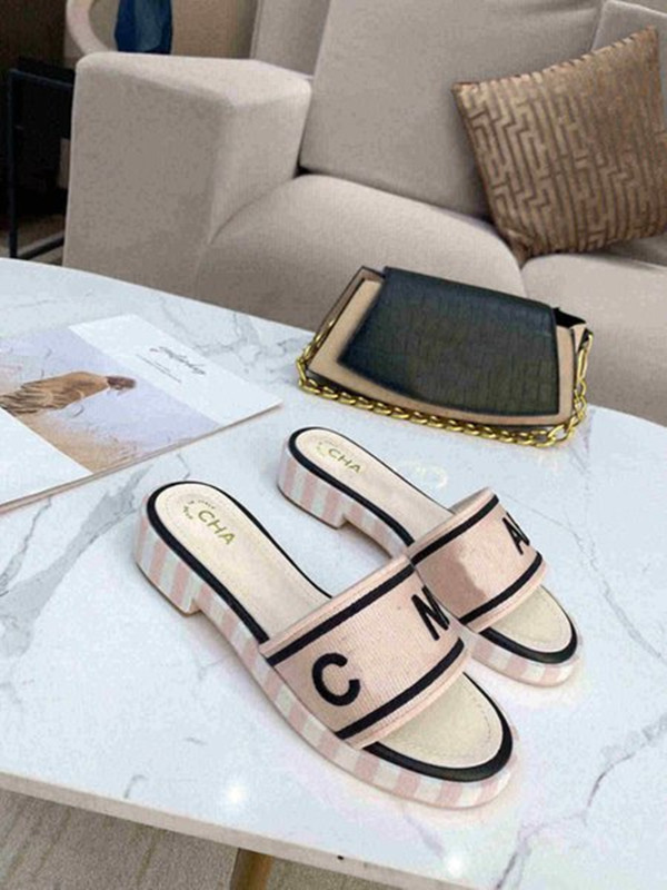 20% Discount Shoes Italy ace Slippers Pearl Snake Print Slide Summer Wide Flat Lady Slipper Men Women Sandals Embroidery technology luxury d, Black
20% Discount Shoes Italy ace Slippers Pearl Snake Print Slide Summer Wide Flat Lady Slipper Men Women Sandals Embroidery technology luxury d, Black