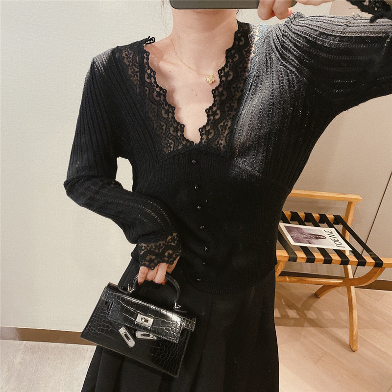Comelsexy Fashion V-Neck Lace Sweaters Streetwear High Quality Women Warm Retro Elegance Chic Sexy Slim Pullovers Tops 210515