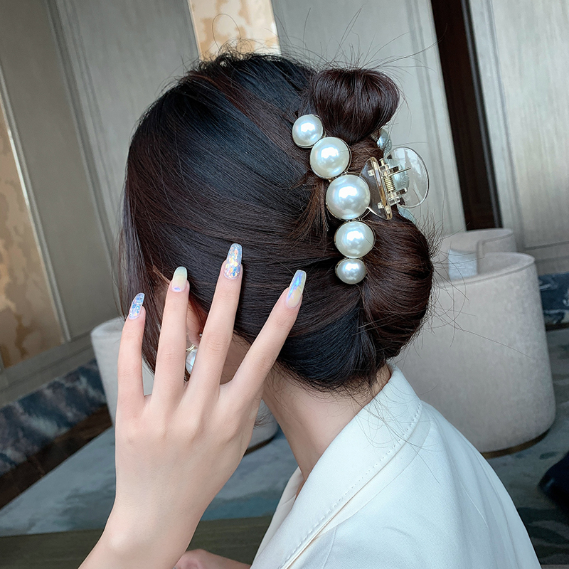 Hyperbole Clamps Big Pearls Acrylic Hair Claw Clips Oversize Makeup Hairpiece Hairpins Barrettes for Women