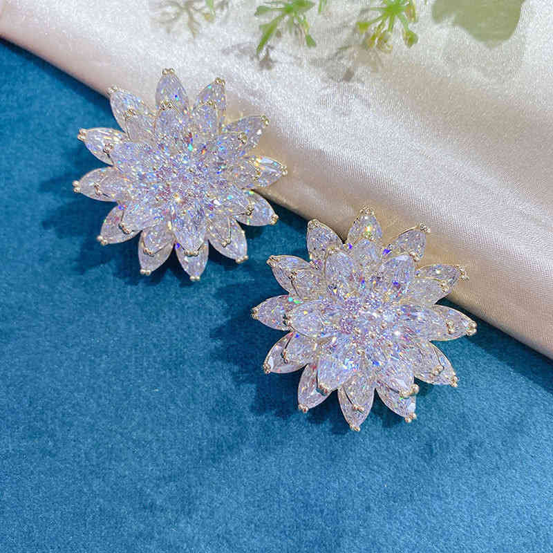 Glittering Crystal Zircon Brooch Pin Versatile Anti Light Buckle Snow Lotus Decorative Suit Neckline Accessories