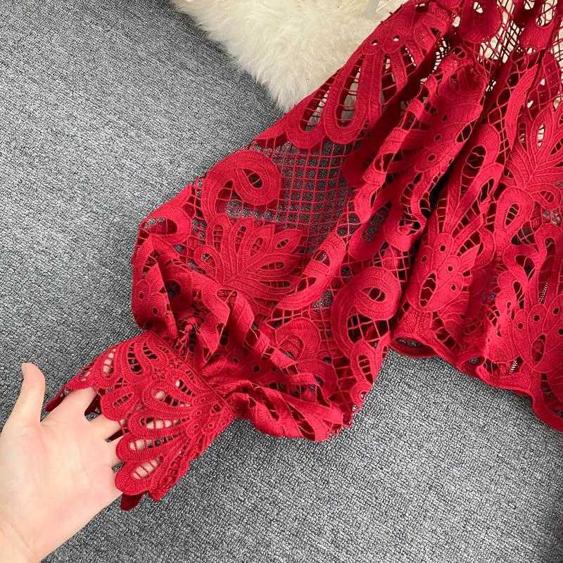 Sexy Lace Hollow Out Short Blouse Casual Lantern Long Sleeve Stand Collar Shirts Female Elegant Red/Pink/White Loose Tops 210721