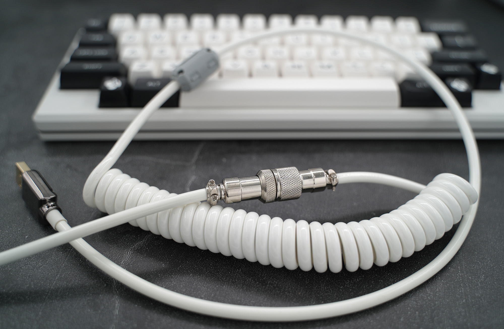 GeekCable Handmade Customized Mechanical Keyboard Cable USB Spiral Data Cable White Entry Model Basic Model