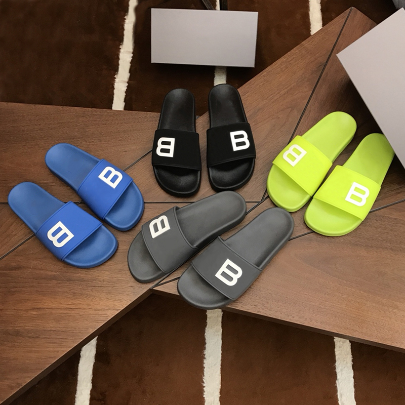 Top Quality Men Women Slides Summer Slippers Beach Indoor Luxury Flat Sandals Flip Flop Spike Sandal EUR 36-46, Bl-8
Top Quality Men Women Slides Summer Slippers Beach Indoor Luxury Flat Sandals Flip Flop Spike Sandal EUR 36-46, Bl-8