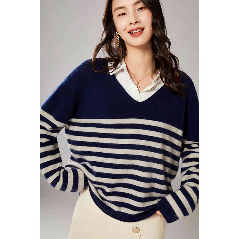 women's sweaters casual striped wool sweater of autumn and winter, warm knitted for women qv6h, White;black
women's sweaters casual striped wool sweater of autumn and winter, warm knitted for women qv6h, White;black