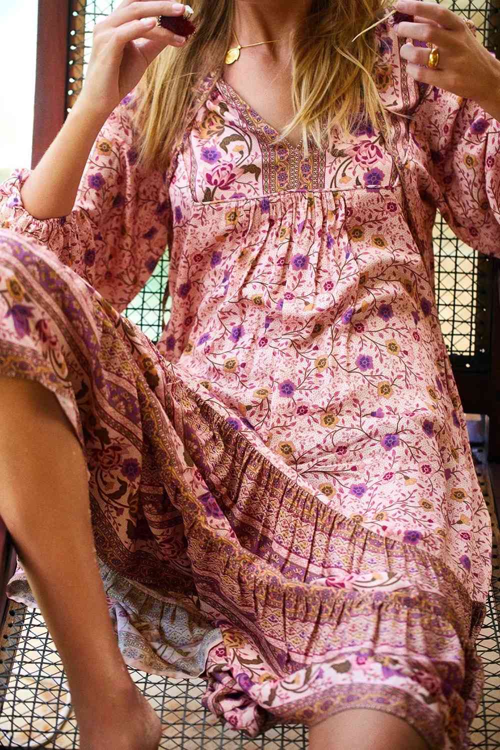 BOHO Lacing up V neck Pink Floral Print Long Sleeve Dress Holiday Women Spliced Pleated Hem Maxi Dresses Beach Vestido 210429