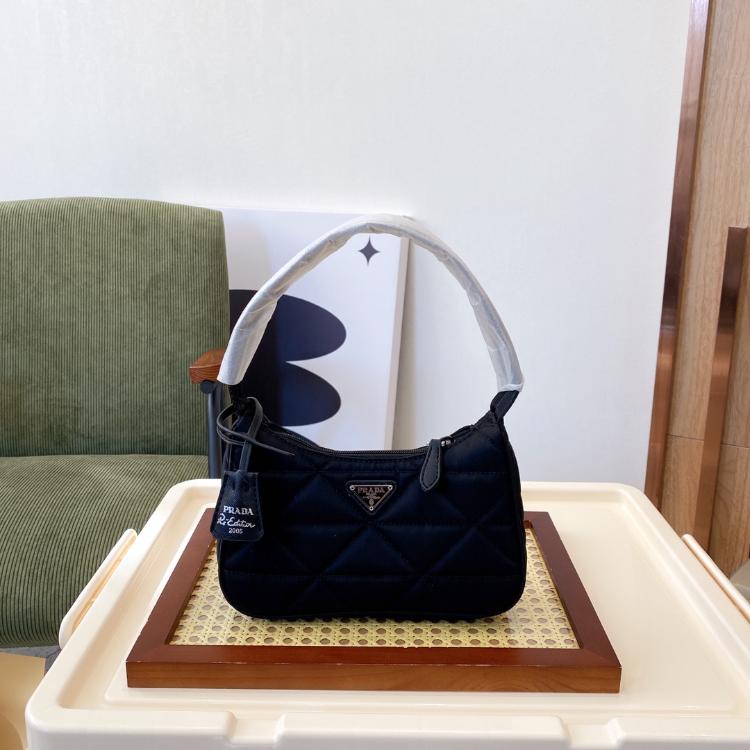 GGLVLouis
VittonYSL
VUTTON Luxury Designer Bags Minimalist sportsexy Women Shoulder Crossbody Bags Designer Hand
GGLVLouis
VittonYSL
VUTTON Luxury Designer Bags Minimalist sportsexy Women Shoulder Crossbody Bags Designer Hand