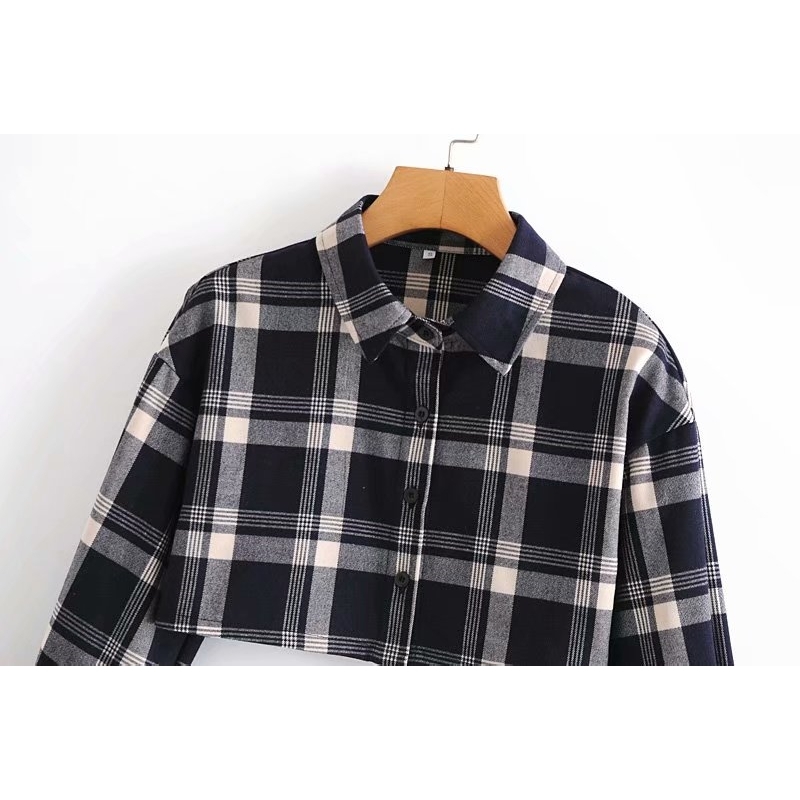Streetwear Women Black Plaid Shirts Fashion Ladies Turn Down Collar Tops Causal Female Chic Button Short Blouses 210430