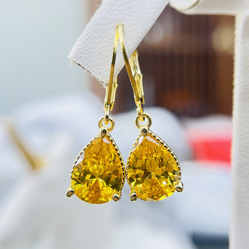 14K Gold Water Drop Topaz Cz Dangle Earring 925 Sterling silver Party Wedding Drop Earrings for Women Bridal Jewelry Gift
14K Gold Water Drop Topaz Cz Dangle Earring 925 Sterling silver Party Wedding Drop Earrings for Women Bridal Jewelry Gift