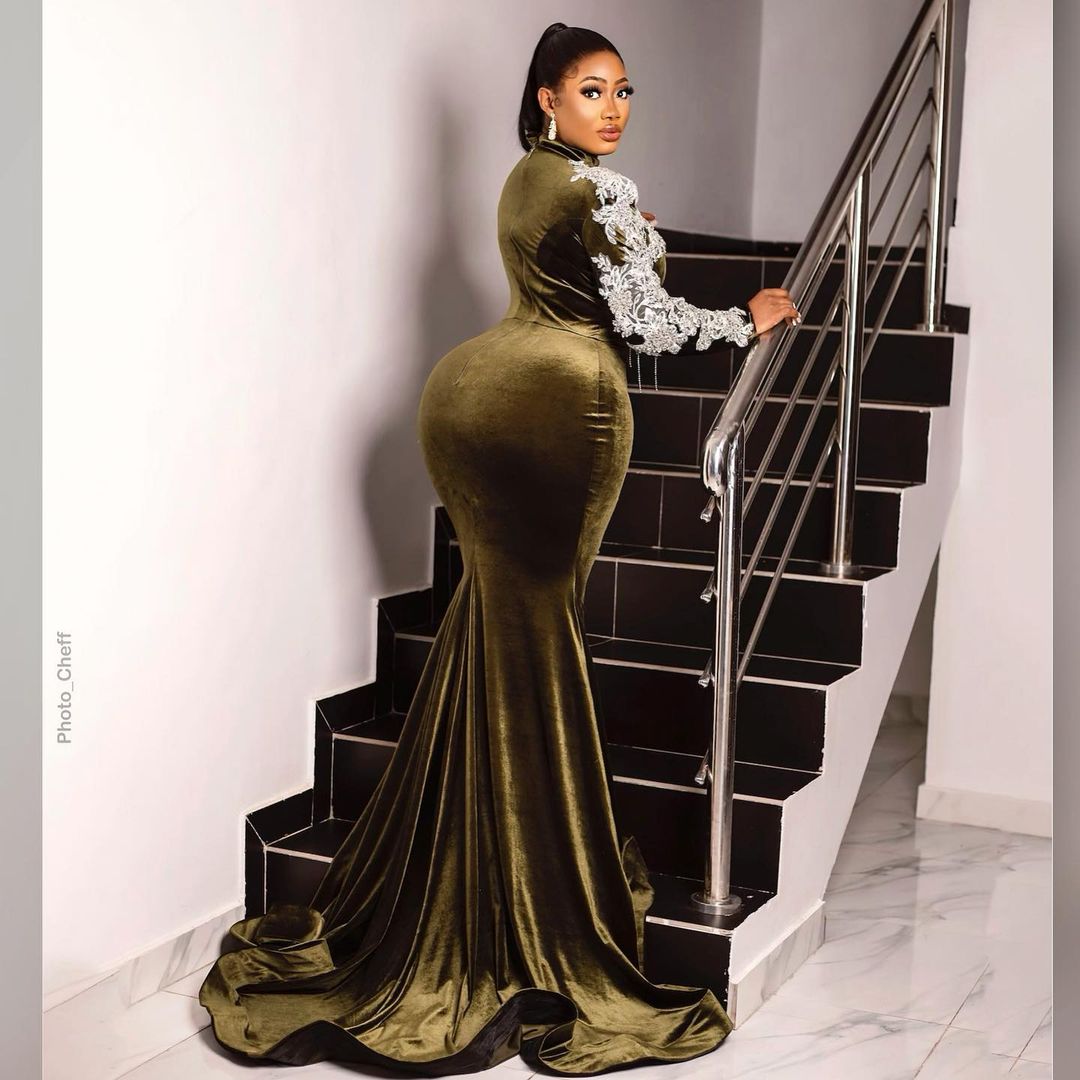 2022 Plus Size Arabic Aso Ebi Lace Beaded Mermaid Prom Dresses High Neck Velvet Evening Formal Party Second Reception Birthday Engagement Gowns Dress 