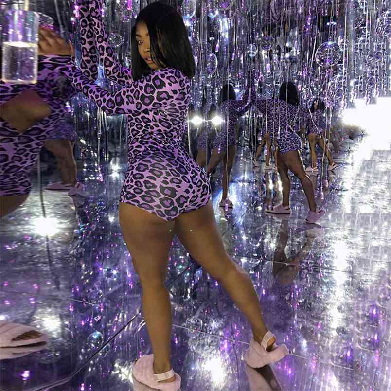 OMSJ Leopard Purple Print Fitness Casual Biker Playsuit V-neck Long Sleeve Sleepwear Jumpsuits S-3XL Plus Size Bodycon Bodysuit 210517, Beige
OMSJ Leopard Purple Print Fitness Casual Biker Playsuit V-neck Long Sleeve Sleepwear Jumpsuits S-3XL Plus Size Bodycon Bodysuit 210517, Beige