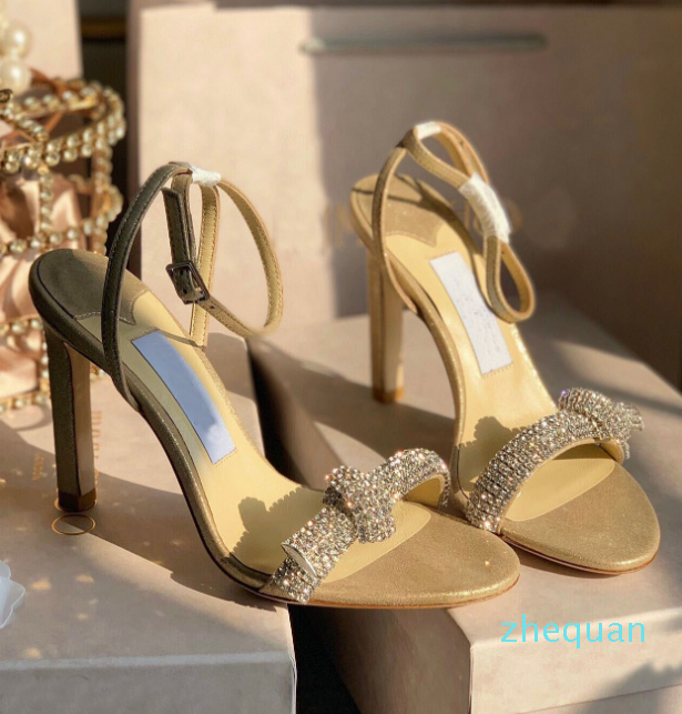 Luxury Thyra Sandals Sexy Women High Heels Crystal Bows Ankle Strap Gladiator Sandalias Exquisite Stiletto-heel AVELINE Wedding Party 6004, Black
Luxury Thyra Sandals Sexy Women High Heels Crystal Bows Ankle Strap Gladiator Sandalias Exquisite Stiletto-heel AVELINE Wedding Party 6004, Black
