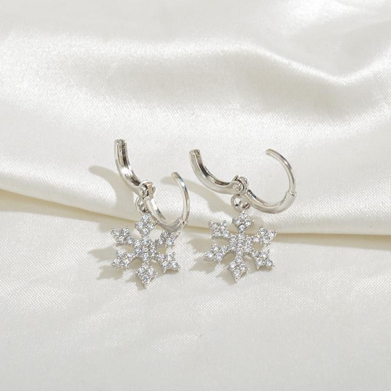Stud Wholesale Earrings Snowflake 2021 Women's Autumn/Winter Jewelry Gift 
Stud Wholesale Earrings Snowflake 2021 Women's Autumn/Winter Jewelry Gift