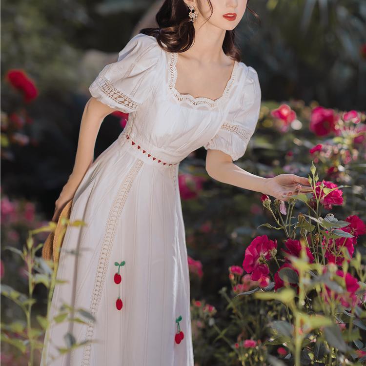 Summer French Retro Lace Dress Women Square Collar Sweet Vintage Elegant White Casual Dress Korean 210521