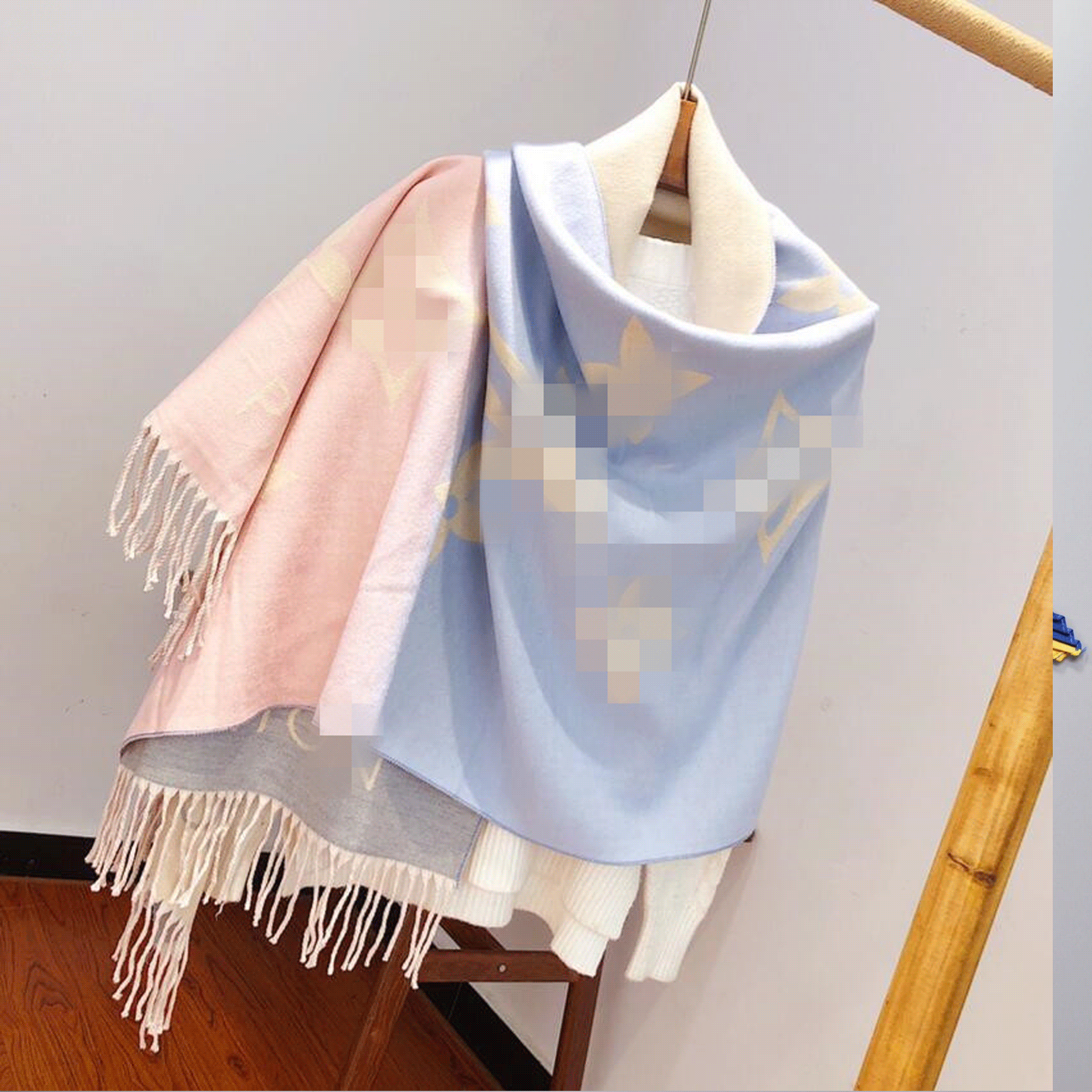 2021 Winter Fashion Scarf Senior Classic Designer Scarfs high quality Wool Scarves Warm Comfortable luxury 21 kinds choices, Blue;gray
2021 Winter Fashion Scarf Senior Classic Designer Scarfs high quality Wool Scarves Warm Comfortable luxury 21 kinds choices, Blue;gray