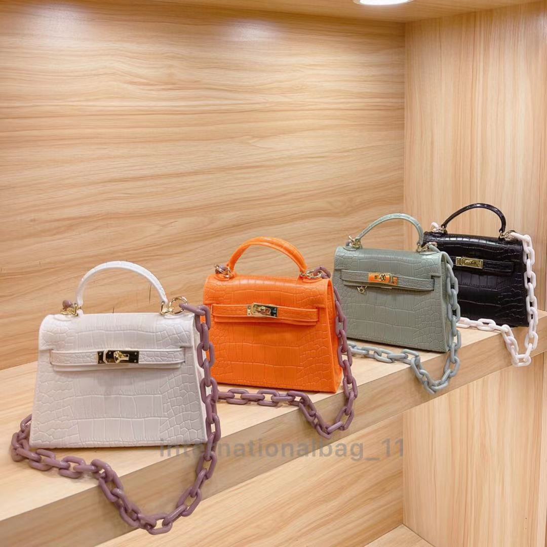 Designer shoulder bag Women's fashionable Leather tote crocodile chain ornament in 4 colours Jelly package bags
Designer shoulder bag Women's fashionable Leather tote crocodile chain ornament in 4 colours Jelly package bags