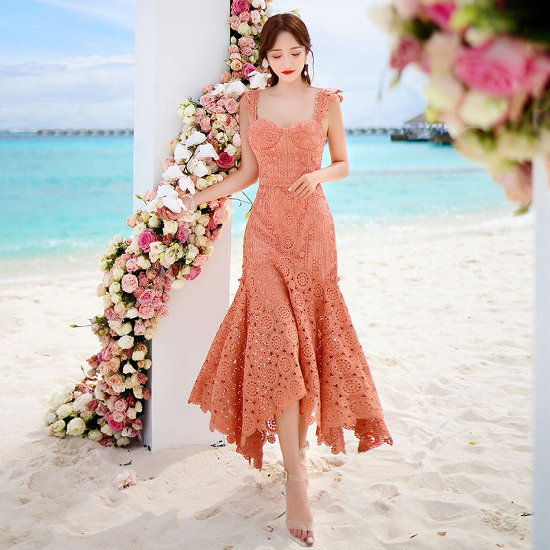 High Quality Summer Runway Lace Dress Women Sexy Sleeveless Strapless Hollow Out Waist Ruffles Mermaid 210525, Picture color
High Quality Summer Runway Lace Dress Women Sexy Sleeveless Strapless Hollow Out Waist Ruffles Mermaid 210525, Picture color