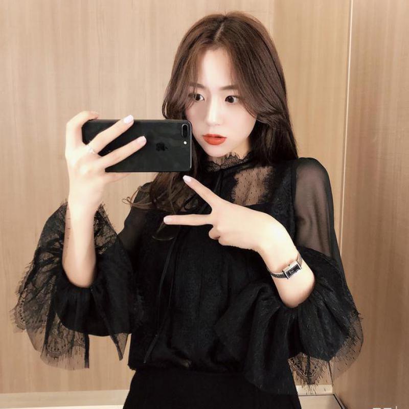 Spring Arrival Fairy Blusa Feminina Chiffon Shirt Bottoming Flare Sleeve Lace Blouse Sling Attached 210401
