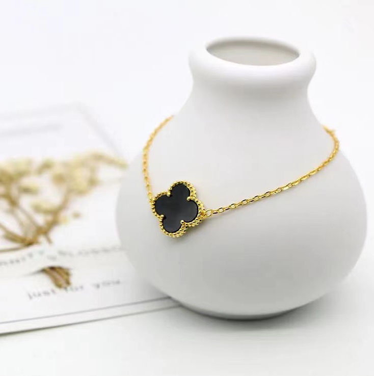 wholesale high quality Single flower Pendant charm Bracelets Four Leaf Clover 5 colors Link Bracelet 18K Gold for Women Girls Valentine', Golden;silver
wholesale high quality Single flower Pendant charm Bracelets Four Leaf Clover 5 colors Link Bracelet 18K Gold for Women Girls Valentine', Golden;silver