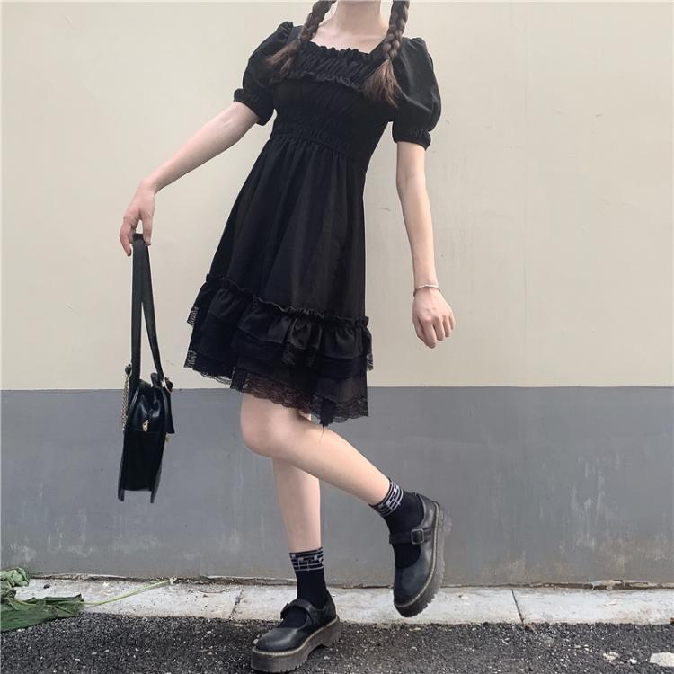 Japanese Lolita Style Princess Black Mini Dress Square Collar High Waist Gothic Dress Puff Sleeve Lace Ruffles Party Dress 13242 210519