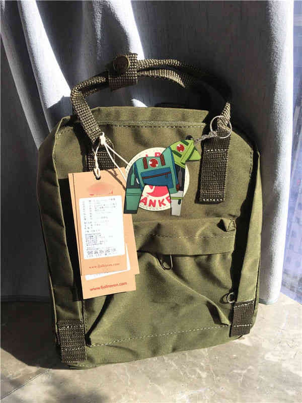Northwest polar fox outdoor leisure travel backpack men's and women's waterproof portable Mini schoolbag Fjallravan kanken JIKO5
Northwest polar fox outdoor leisure travel backpack men's and women's waterproof portable Mini schoolbag Fjallravan kanken JIKO5