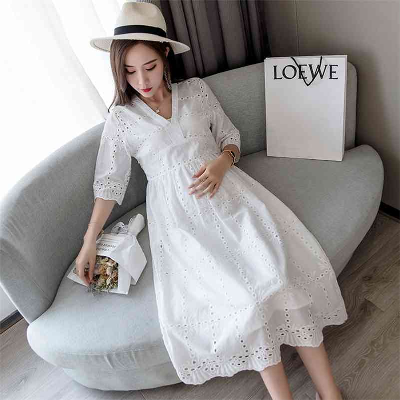 1695# V Neck High Waist Slim Maternity Party Dress Sweet Lovely Hollow Out Cotton Clothes for Pregnant Women Summer Pregnancy 210721, White
1695# V Neck High Waist Slim Maternity Party Dress Sweet Lovely Hollow Out Cotton Clothes for Pregnant Women Summer Pregnancy 210721, White