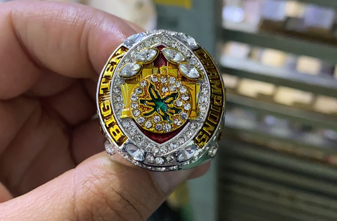 2020 2021 Ohio State Buckeyes National Champion Championship Ring Set solid Men Fan Brithday Gift Wholesale, Golden;silver
2020 2021 Ohio State Buckeyes National Champion Championship Ring Set solid Men Fan Brithday Gift Wholesale, Golden;silver